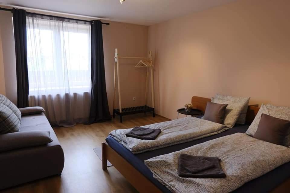 Kajári Apartmanház Balatonfokajar Exterior foto